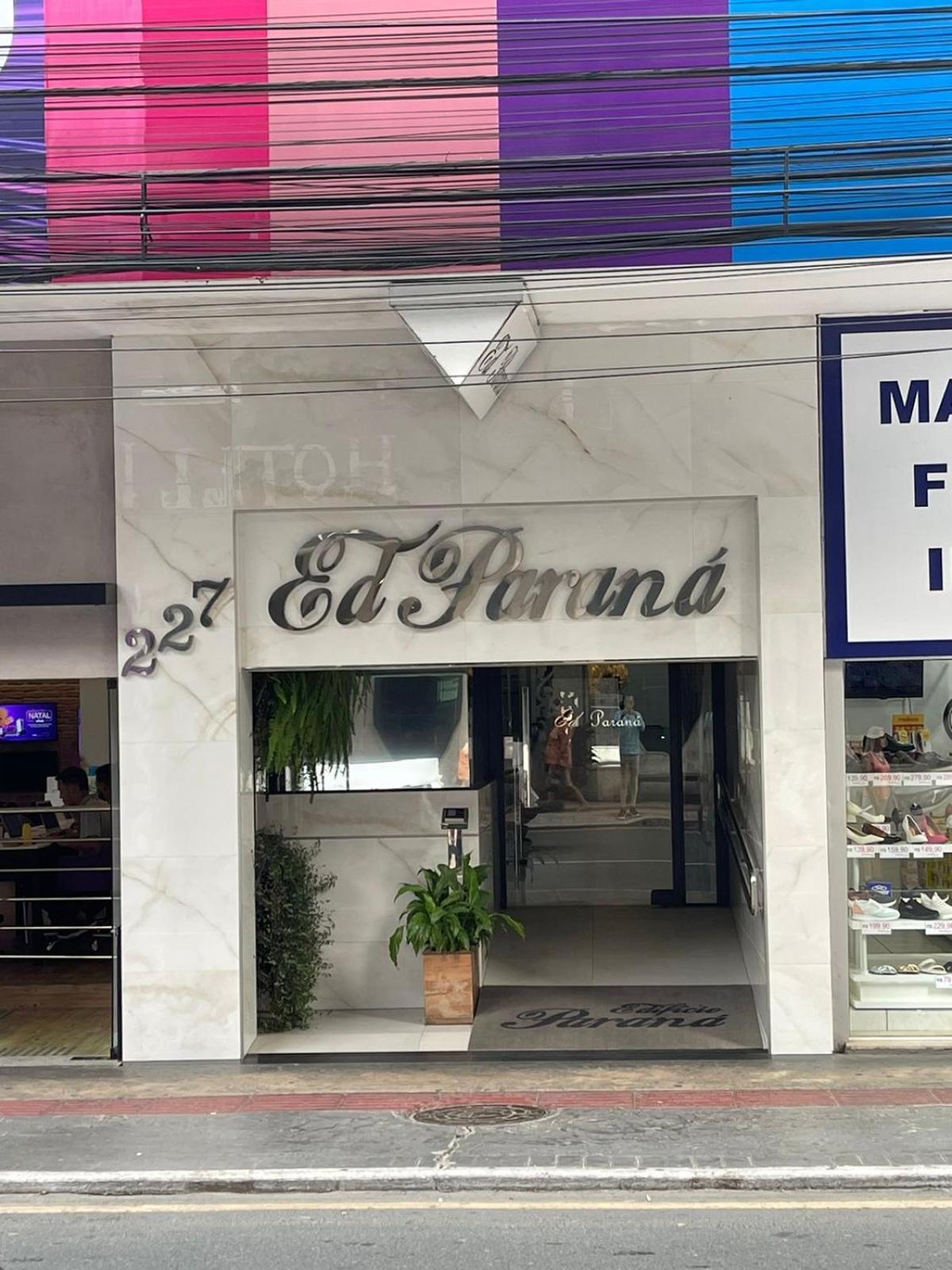 Na Avenida Balneario Camboriu